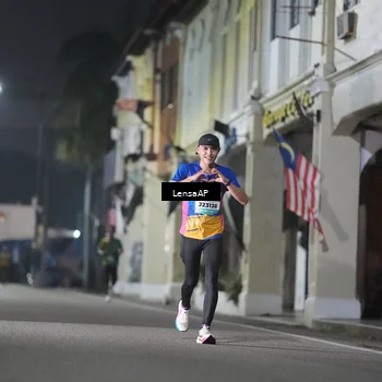 Runner Photo 5865645