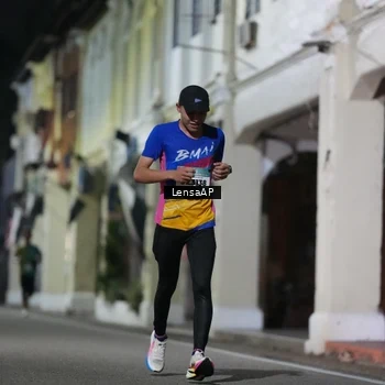 Runner Photo 5865647