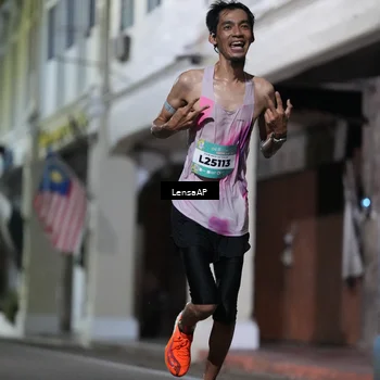 Runner Photo 5865659