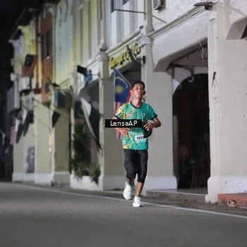 Runner Photo 5865667