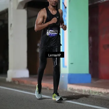 Runner Photo 5865670