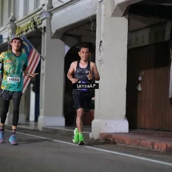 Runner Photo 5865691