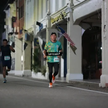 Runner Photo 5865694