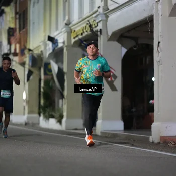 Runner Photo 5865698