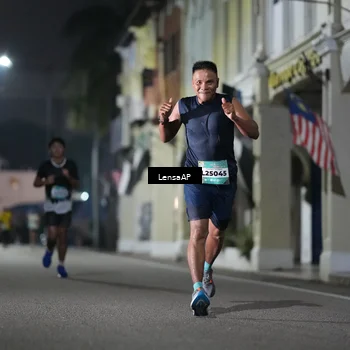 Runner Photo 5865707