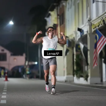 Runner Photo 5865729