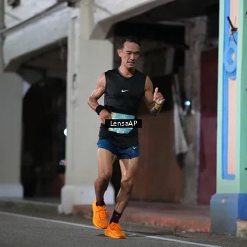 Runner Photo 5865760