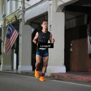 Runner Photo 5865771