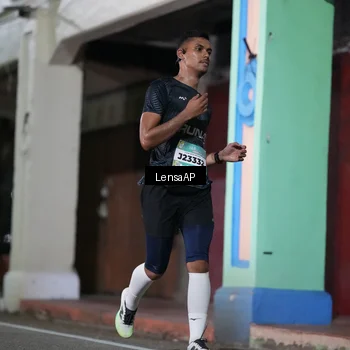 Runner Photo 5865779