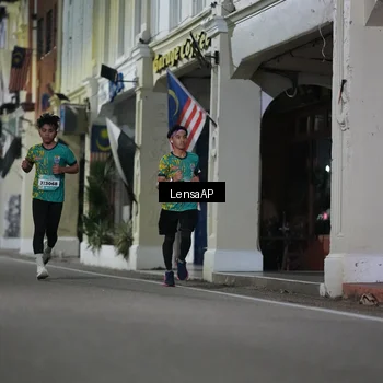 Runner Photo 5865782