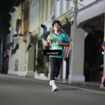 Runner Photo 5865786