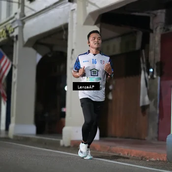 Runner Photo 5865797