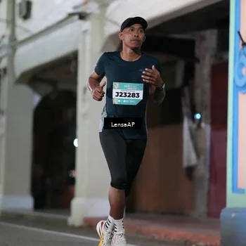 Runner Photo 5865799