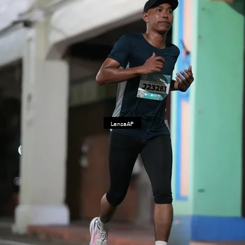 Runner Photo 5865812