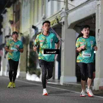 Runner Photo 5865843
