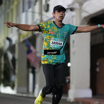 Runner Photo 5865846