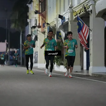 Runner Photo 5865847