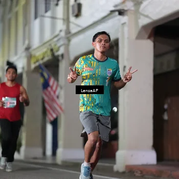 Runner Photo 5865862