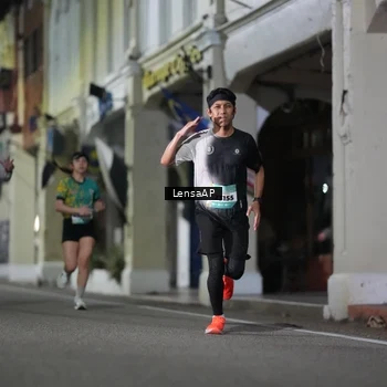 Runner Photo 5865879