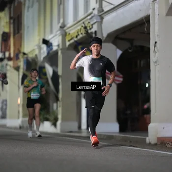 Runner Photo 5865890