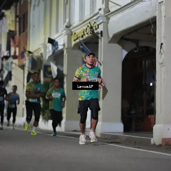 Runner Photo 5865897