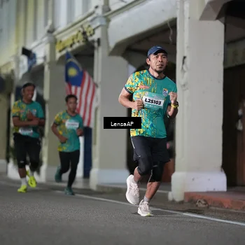 Runner Photo 5865907