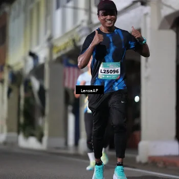 Runner Photo 5865915
