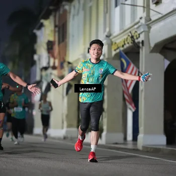 Runner Photo 5865921