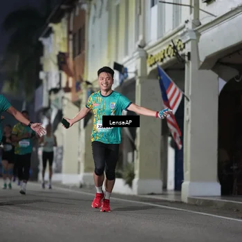 Runner Photo 5865922