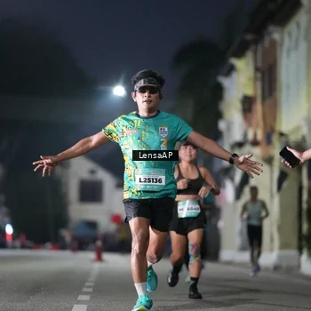 Runner Photo 5865925