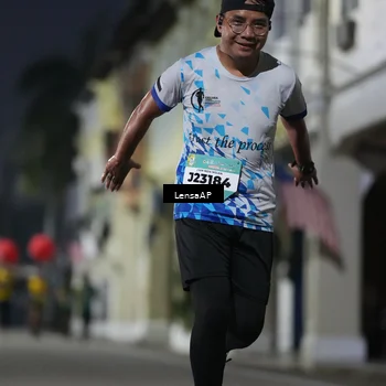 Runner Photo 5865959