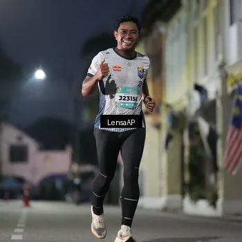 Runner Photo 5866026