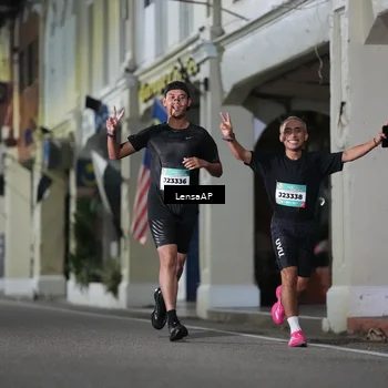 Runner Photo 5866035
