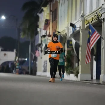 Runner Photo 5866050