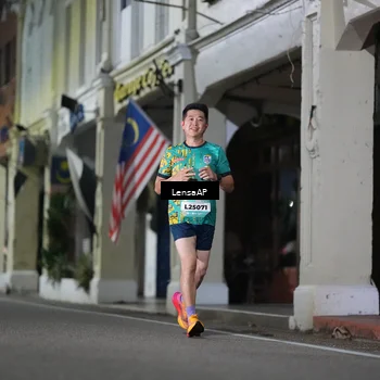 Runner Photo 5866070