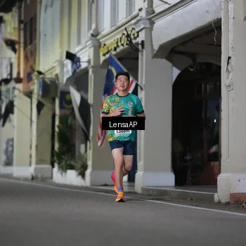 Runner Photo 5866072