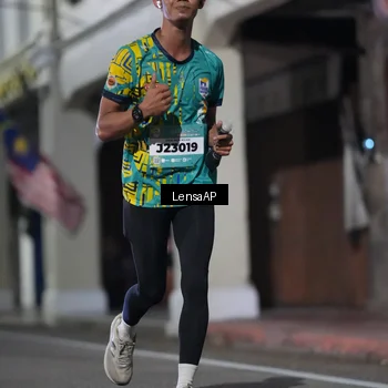 Runner Photo 5866089