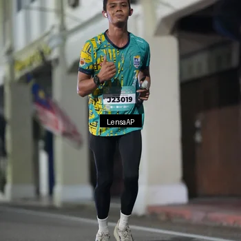 Runner Photo 5866091