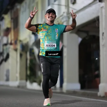 Runner Photo 5866110