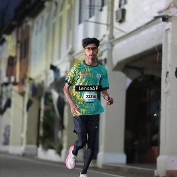 Runner Photo 5866119