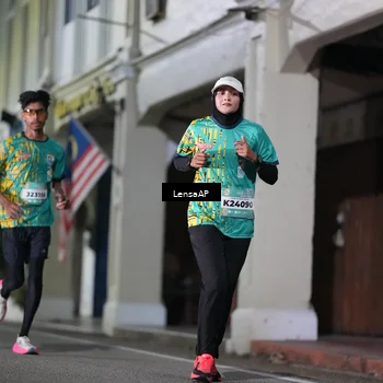 Runner Photo 5866120