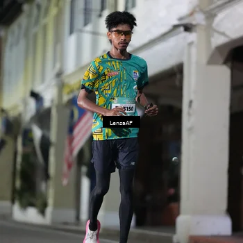 Runner Photo 5866121