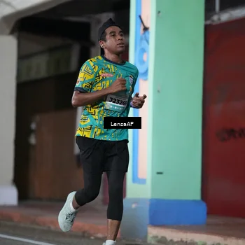 Runner Photo 5866122