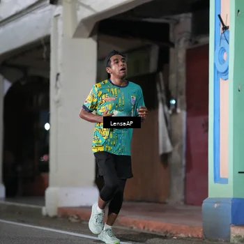 Runner Photo 5866125