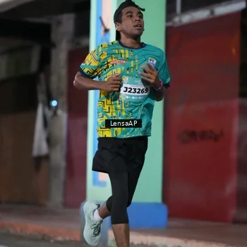 Runner Photo 5866127