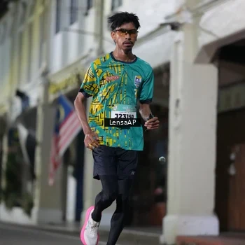 Runner Photo 5866130