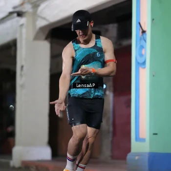 Runner Photo 5866151