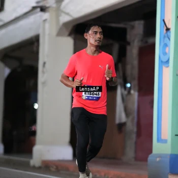 Runner Photo 5866174