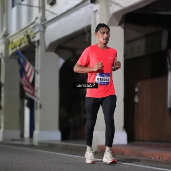 Runner Photo 5866176