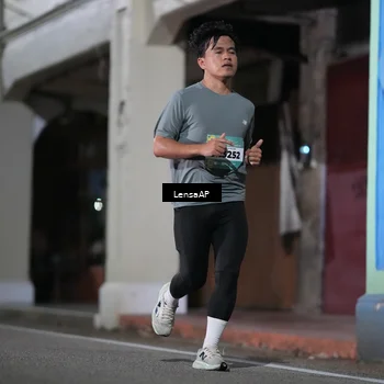 Runner Photo 5866180